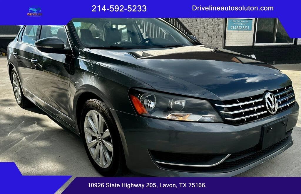 2012 VOLKSWAGEN Passat