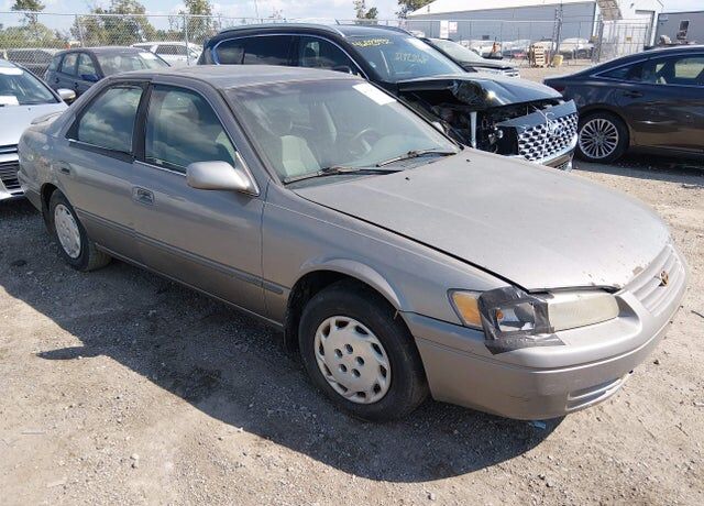 1997 TOYOTA Camry