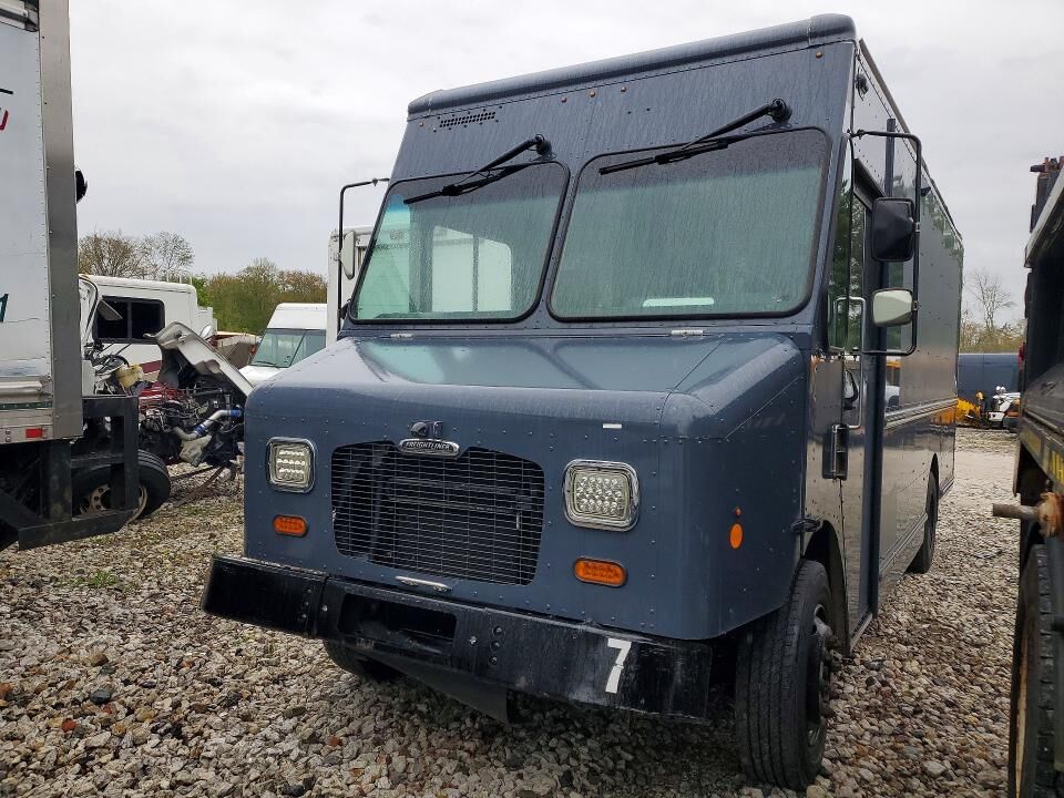 2020 FREIGHTLINER MT 45G Front Gasoline Engine Walk in Van Chassis
