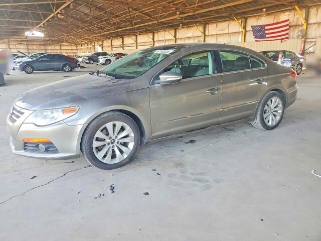 2011 VOLKSWAGEN Passat