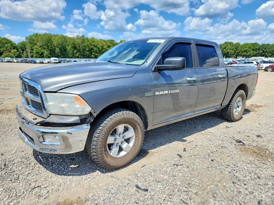 2012 DODGE Ram