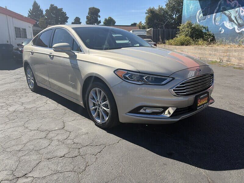 2017 FORD Fusion