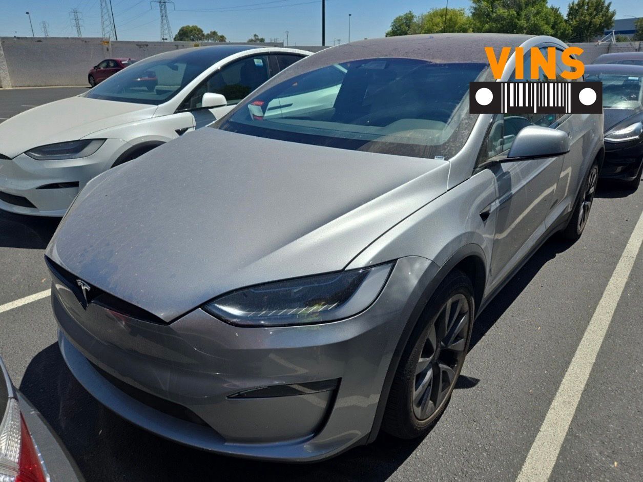 2025 TESLA Model X