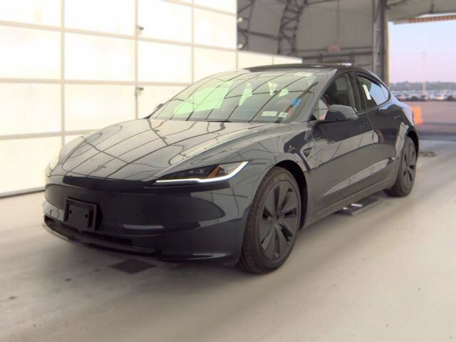 2026 TESLA Model 3