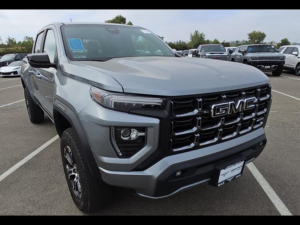 2024 GMC Canyon