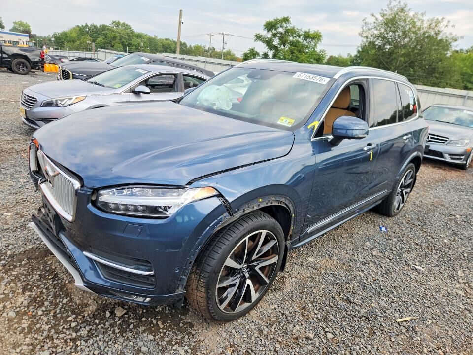 2019 VOLVO XC90
