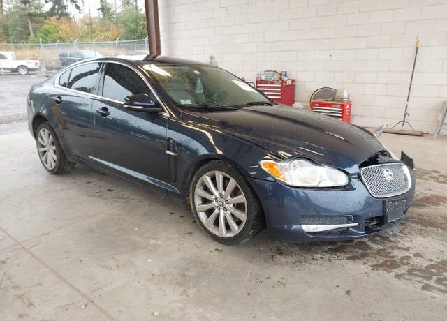 2010 JAGUAR XF