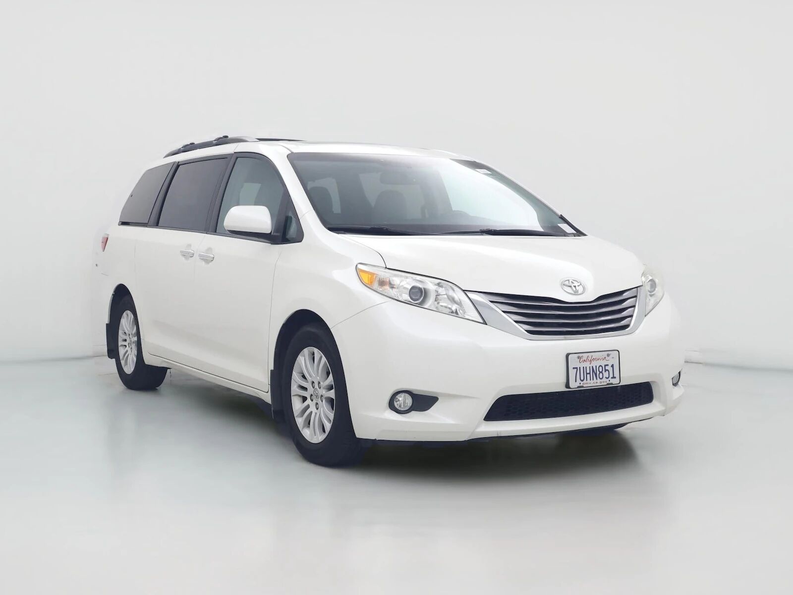 2016 TOYOTA Sienna