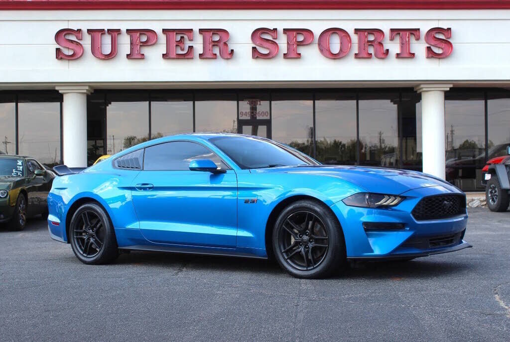 2020 FORD Mustang