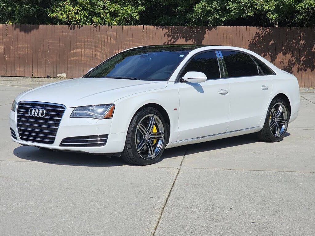 2014 AUDI A8
