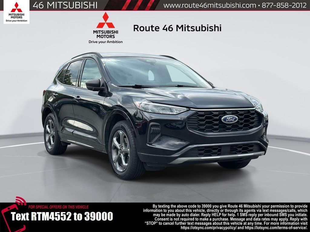 2024 FORD Escape
