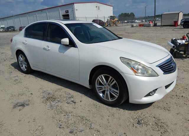 2011 INFINITI G25