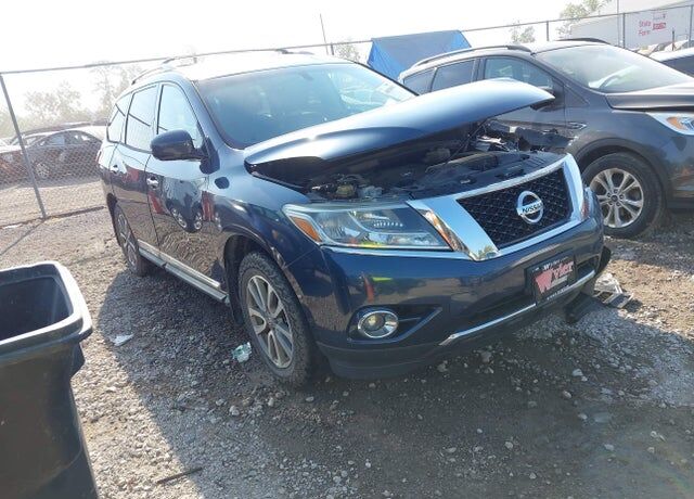 2016 NISSAN Pathfinder