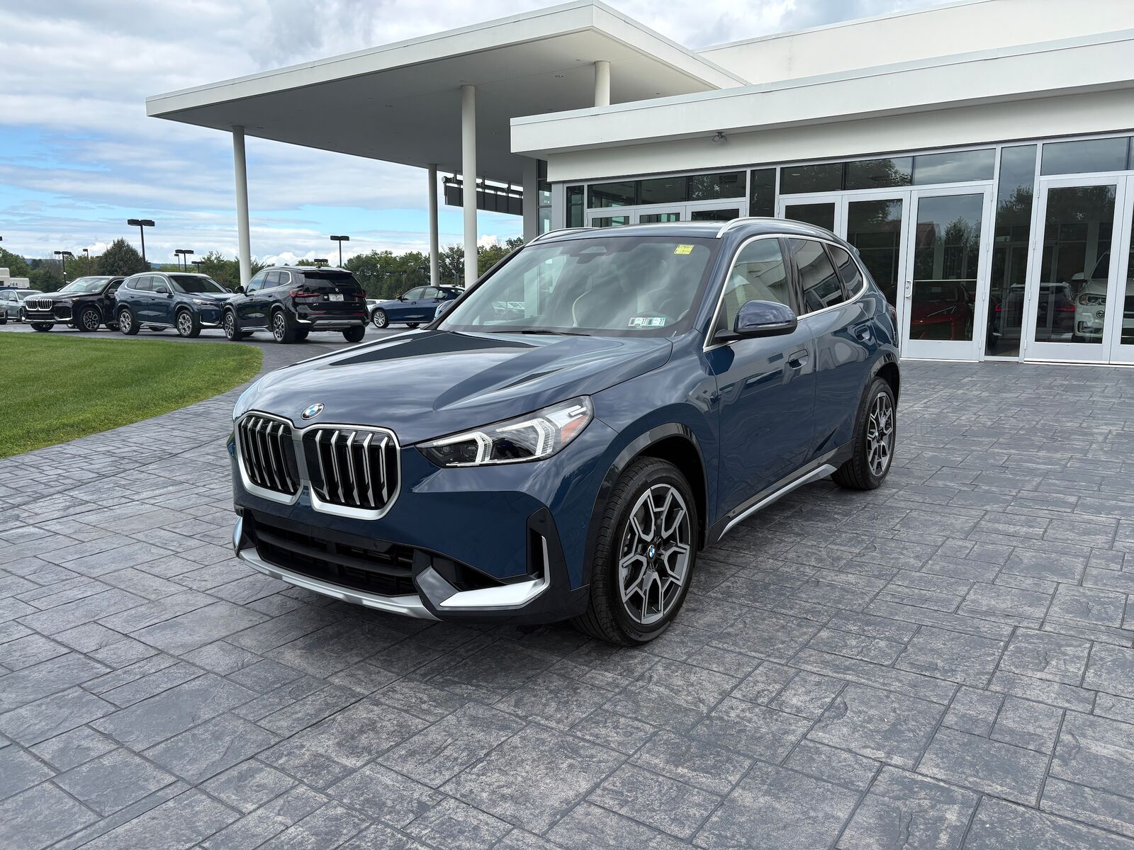 2027 BMW X1