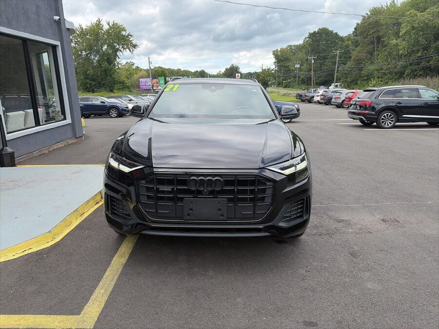 2021 Audi Q8
