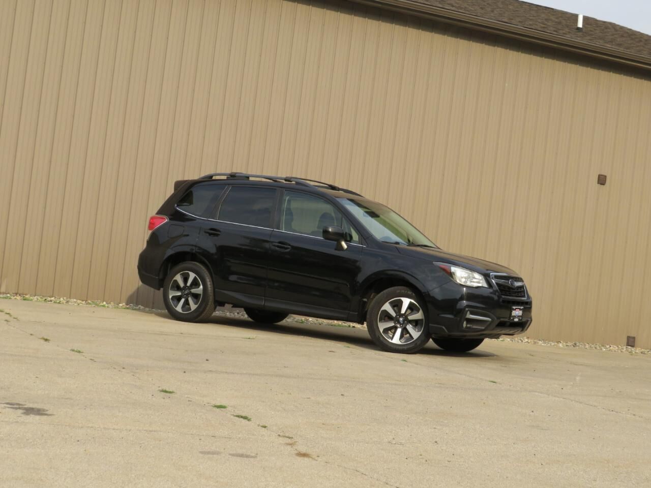 2017 SUBARU Forester