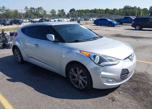 2017 HYUNDAI Veloster