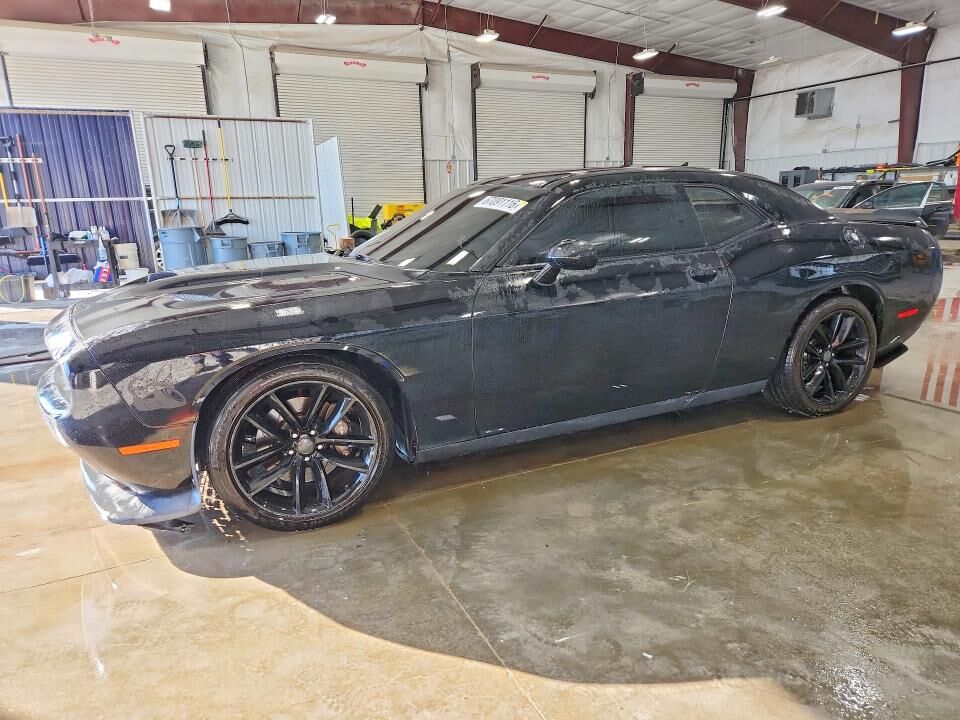 2017 DODGE Challenger
