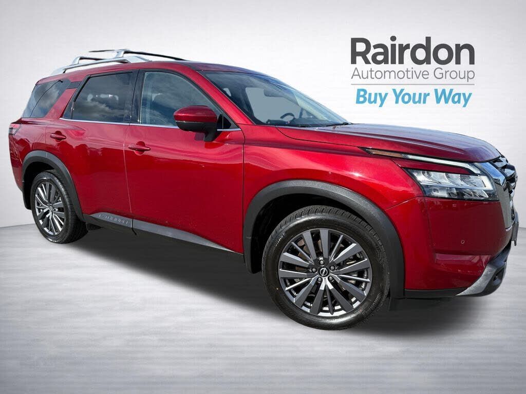 2024 NISSAN Pathfinder