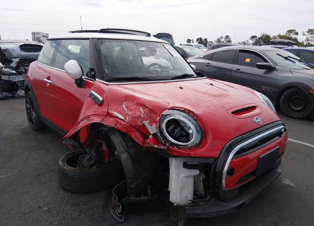 2023 MINI Hardtop