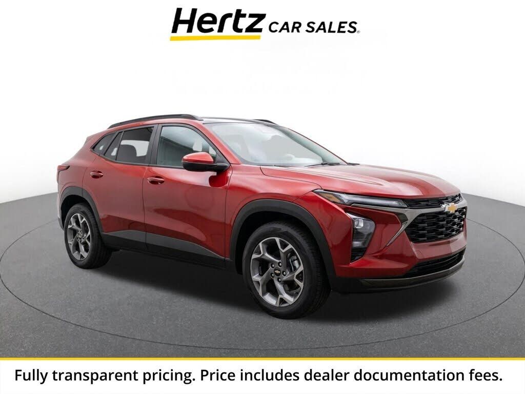 2025 CHEVROLET Trax