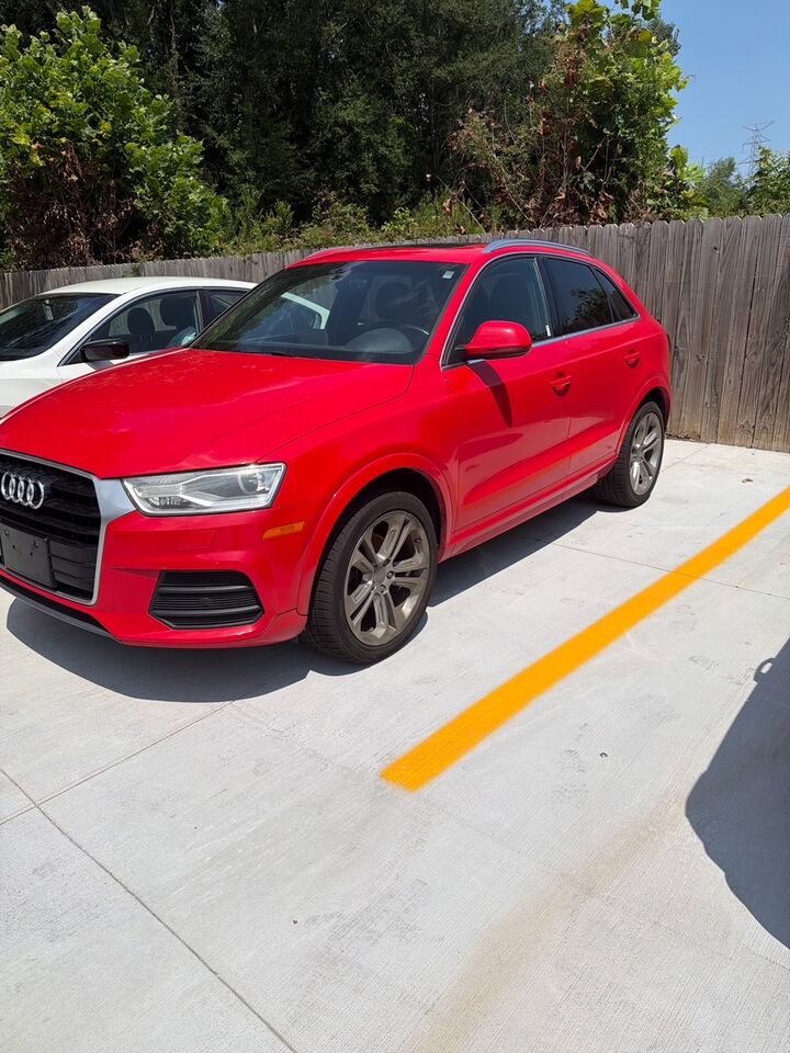 2016 Audi Q3