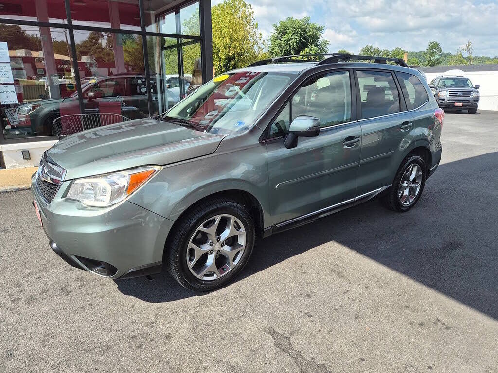 2015 SUBARU Forester