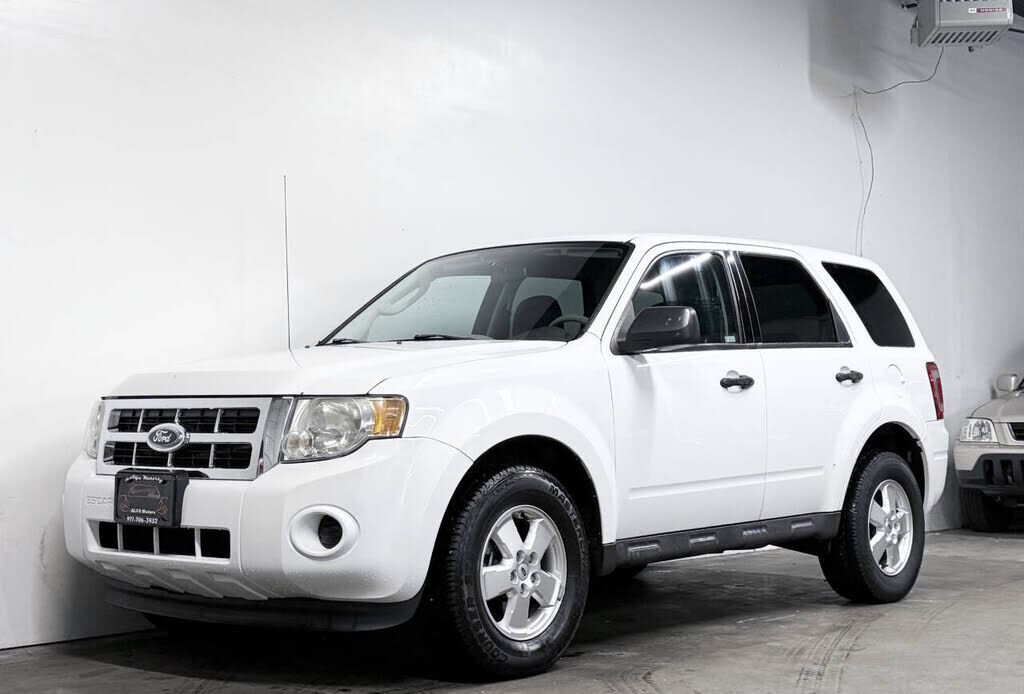 2011 FORD Escape