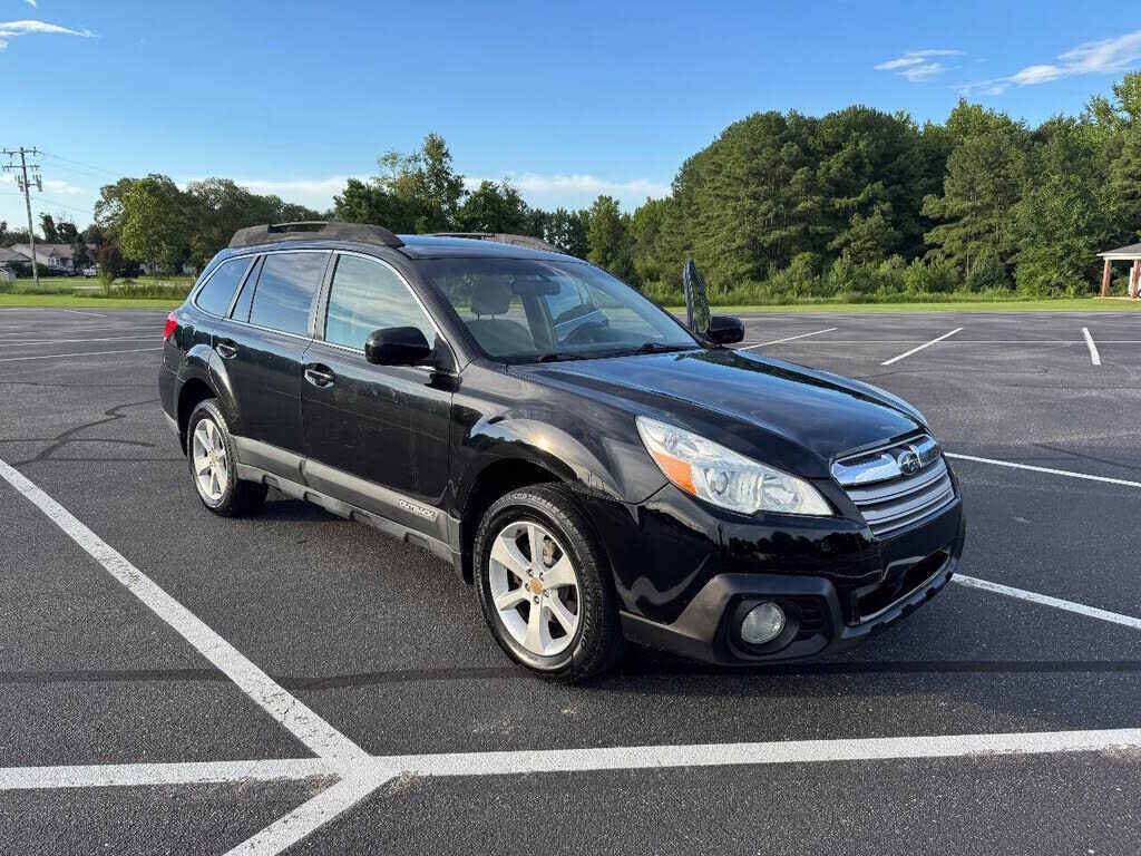 2013 SUBARU Outback