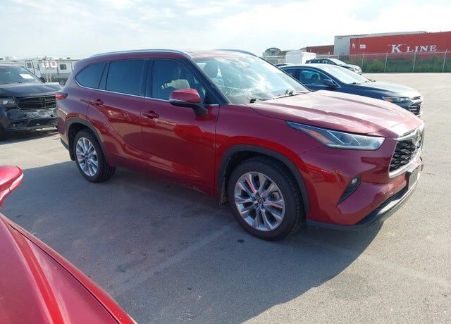 2021 TOYOTA Highlander