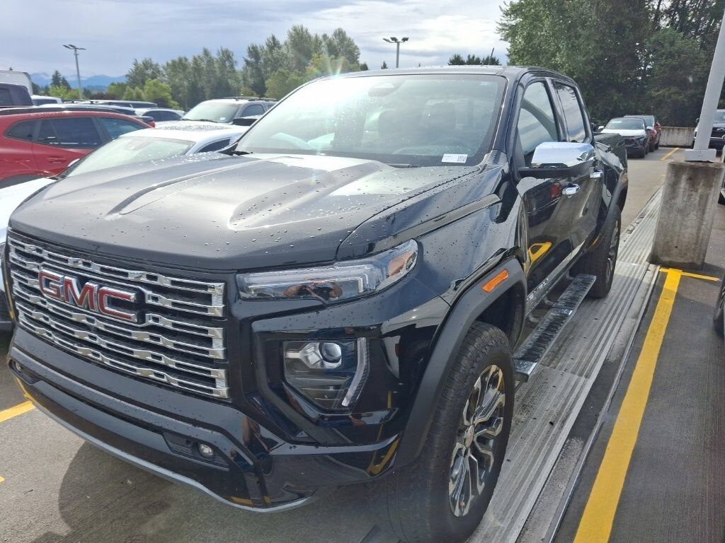 2024 GMC Canyon