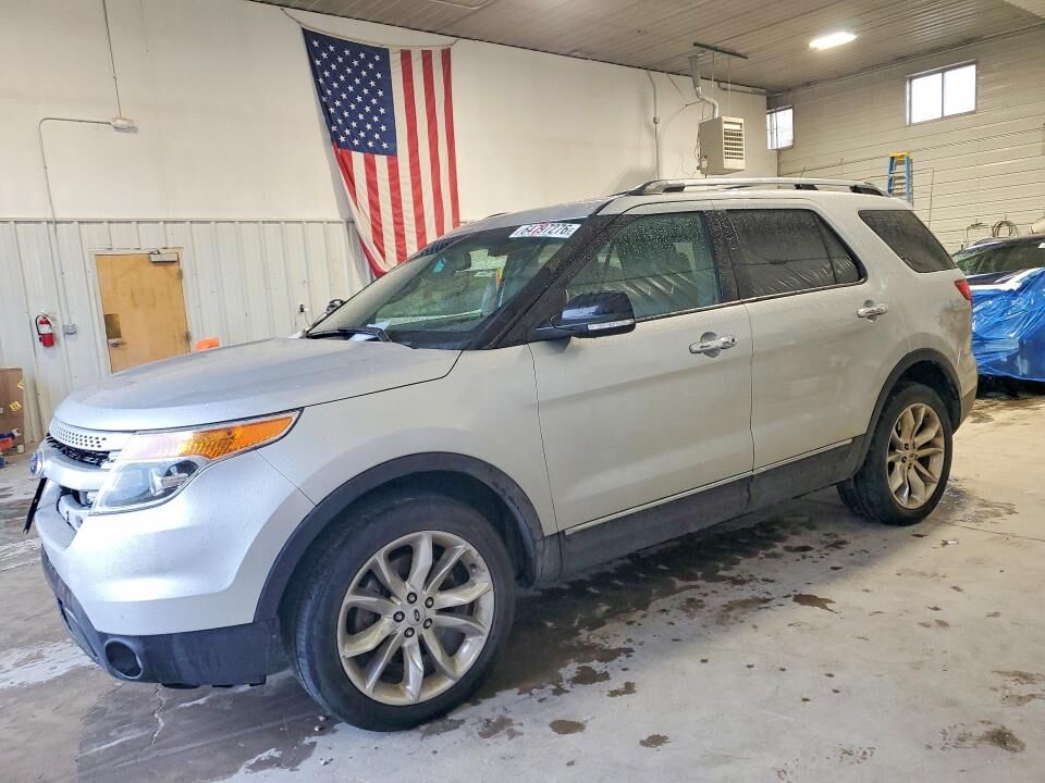 2015 FORD Explorer