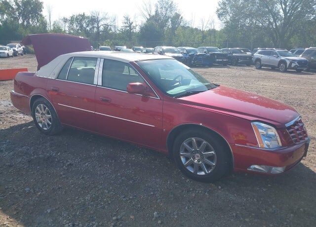 2010 CADILLAC DTS