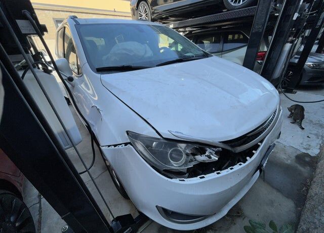2018 CHRYSLER Pacifica