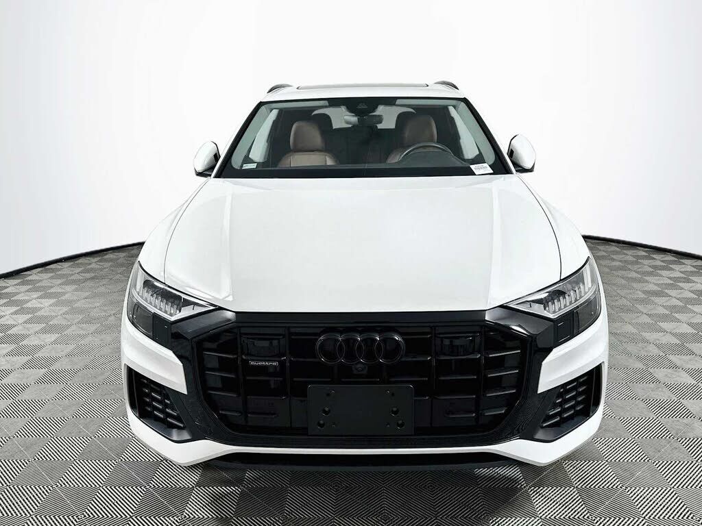 2023 Audi Q8