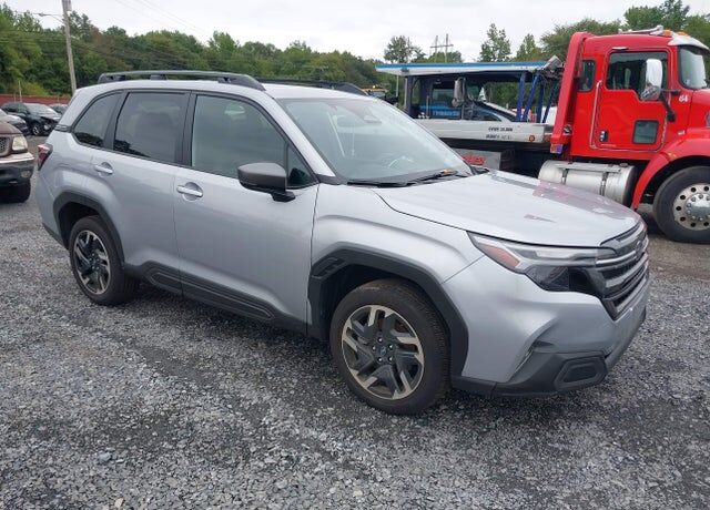 2025 SUBARU Forester