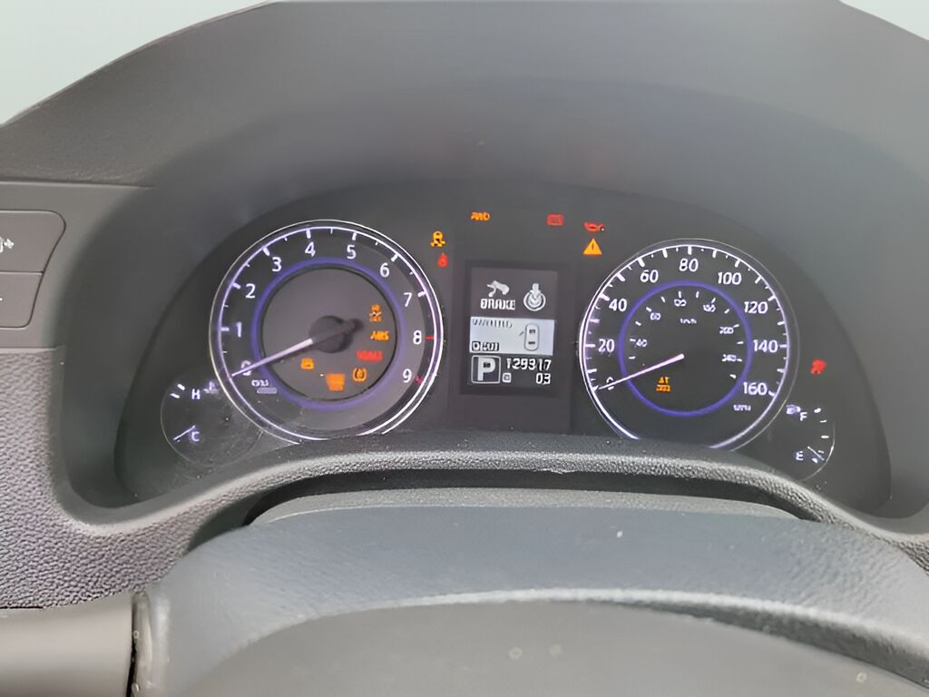 2011 INFINITI G25