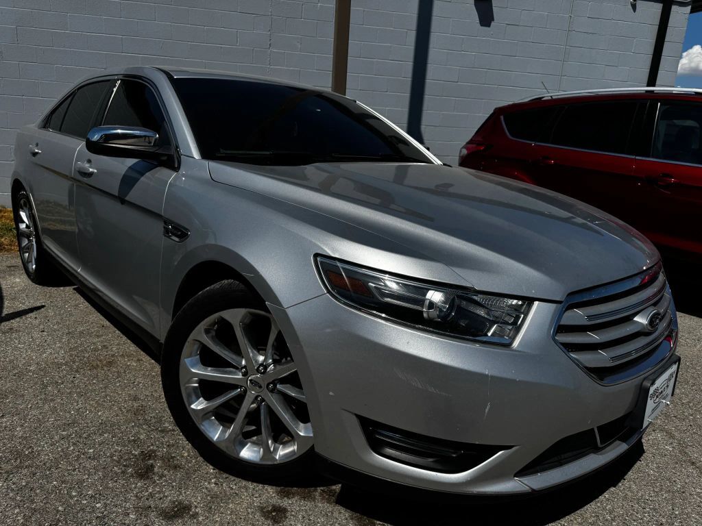 2016 FORD Taurus