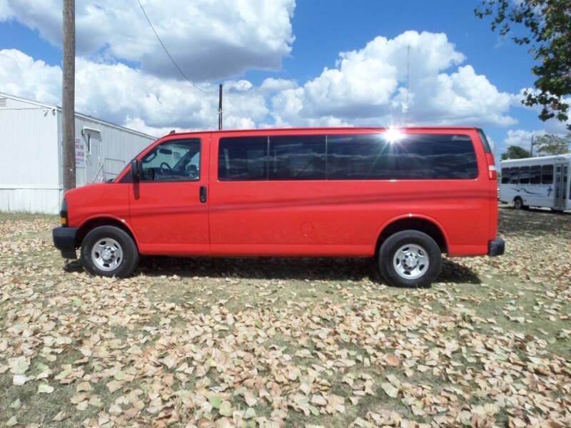 2019 CHEVROLET Express