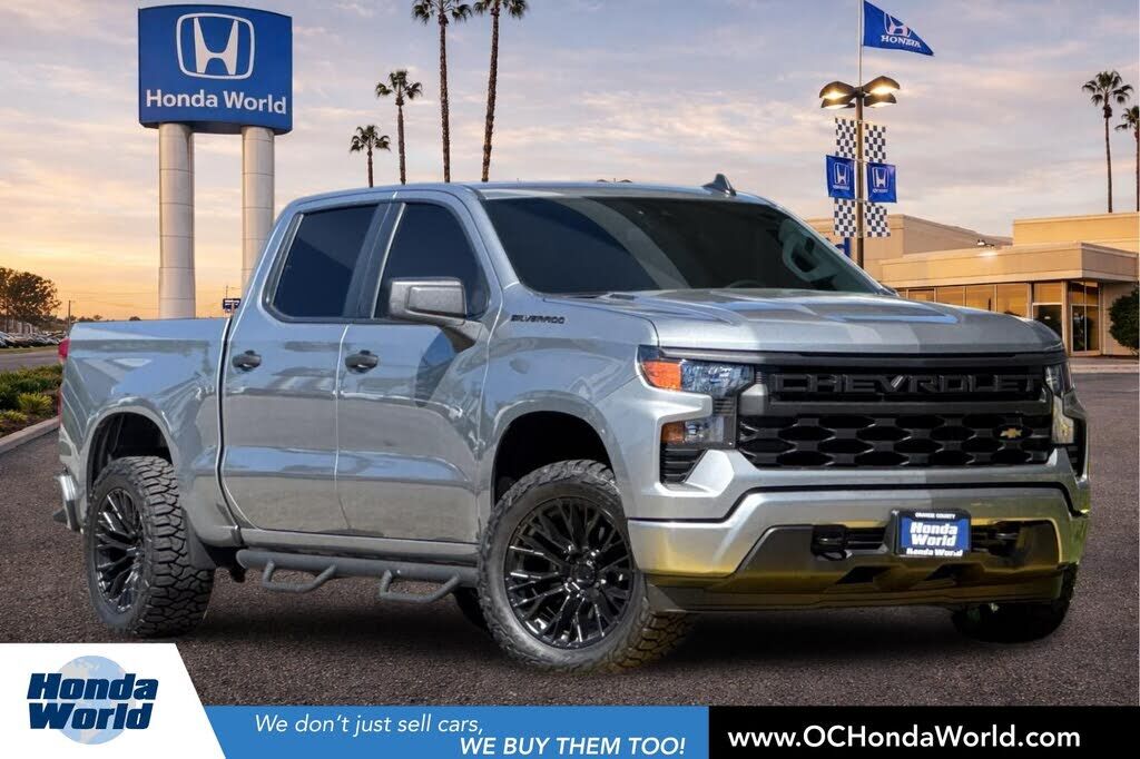 2026 CHEVROLET Silverado