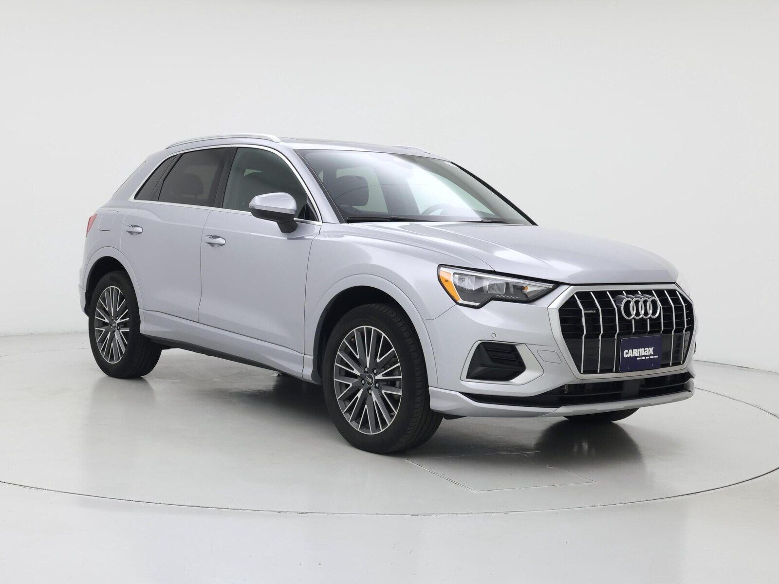 2022 Audi Q3