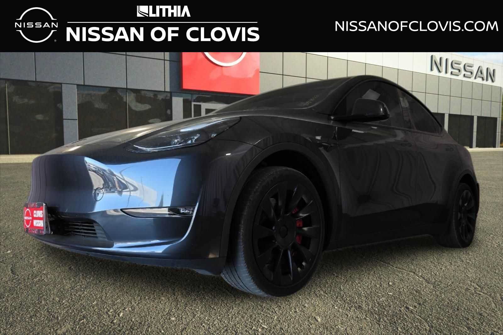 2024 TESLA Model Y