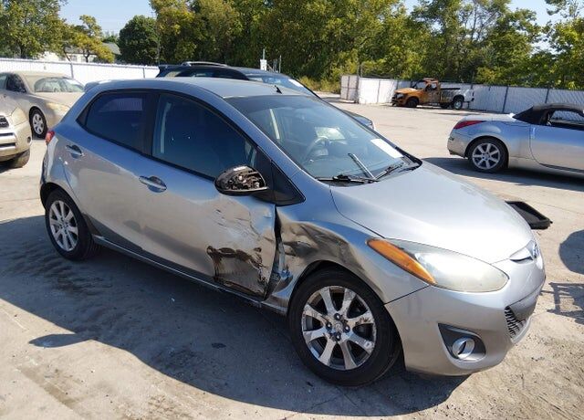 2012 MAZDA Mazda2