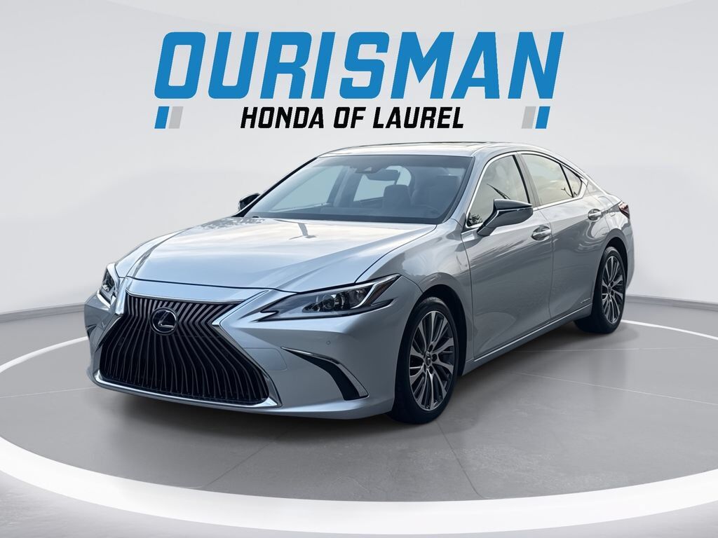 2019 LEXUS ES