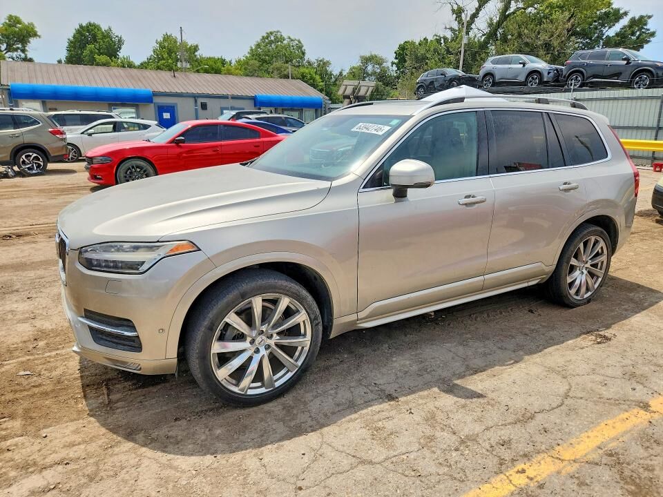 2016 VOLVO XC90