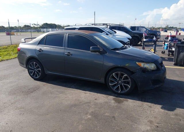 2010 TOYOTA Corolla