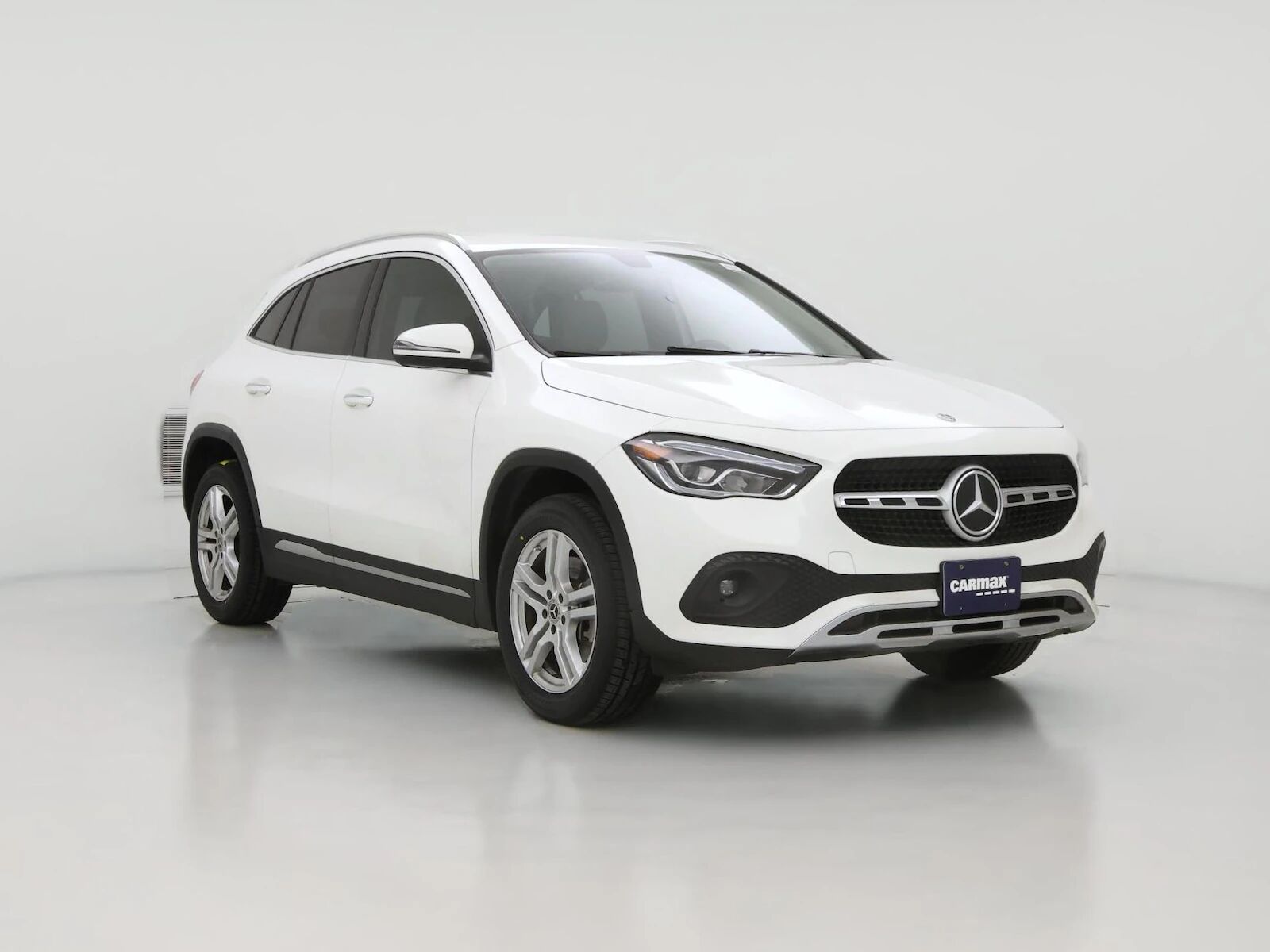 2023 MERCEDES-BENZ GLA-Class