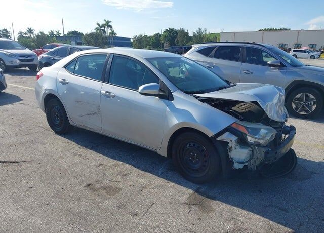 2016 TOYOTA Corolla