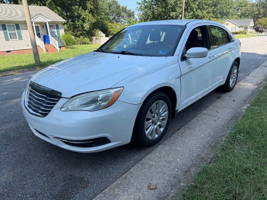 2012 CHRYSLER 200