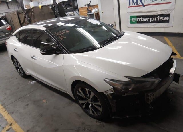 2016 NISSAN Maxima